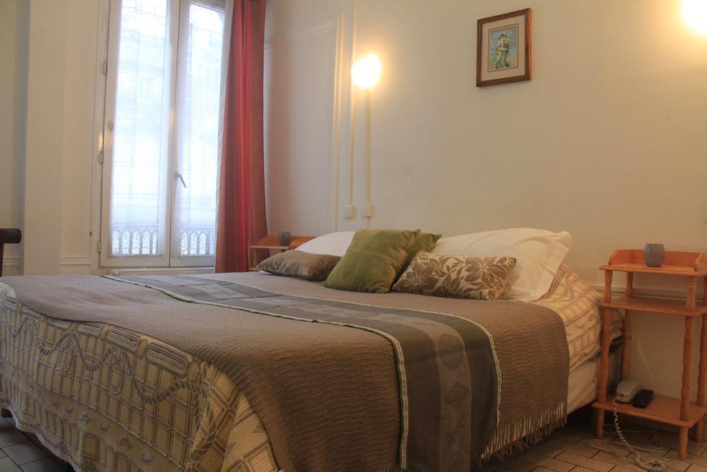 Hotel Bearnais Párizs Kültér fotó