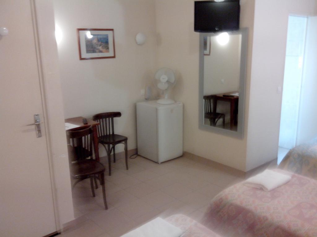 Hotel Bearnais Párizs Szoba fotó